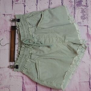 FREE PEOPLE WE THE FREE FADED GREEN CUTOFF PAPERBAG HIGH WAISTED JEANS SHORTS M